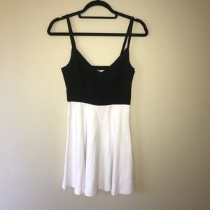 Black and White Mini Dress with Cut Out size 2